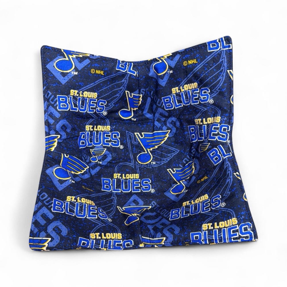 Hand Crafted Bowl Cozy Medium Size Microwavable Padded St Louis Blues Hockey - Picture 6 of 10